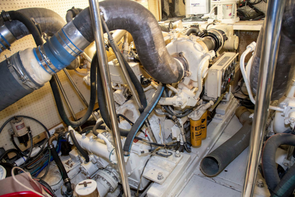 Monte Fino-65 Flybridge 1996-KIKI Mount Pleasant-South Carolina-United States-Engine Room-3599320