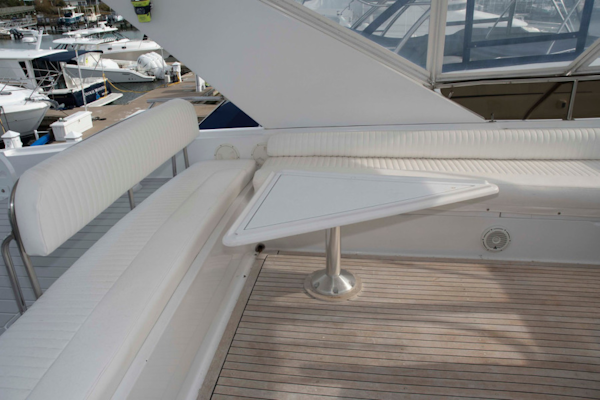 Monte Fino-65 Flybridge 1996-KIKI Mount Pleasant-South Carolina-United States-Flybridge Seating and Table-3599303