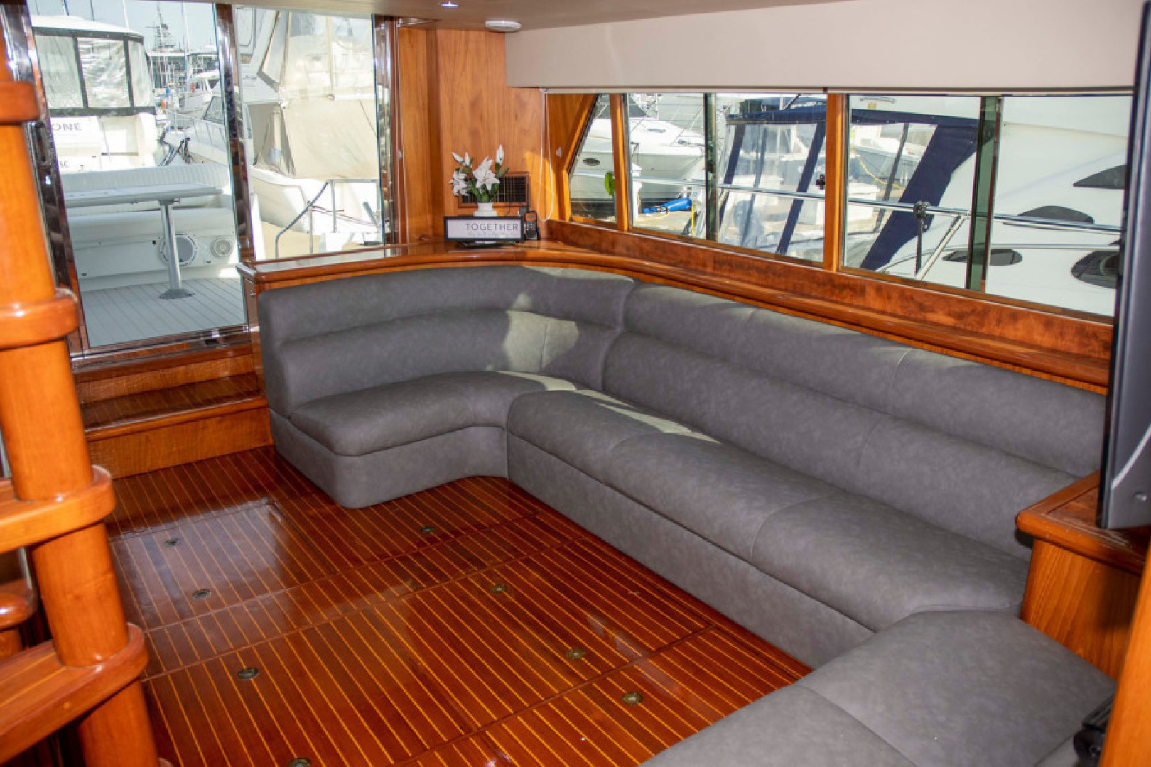 Monte Fino-65 Flybridge 1996-KIKI Mount Pleasant-South Carolina-United States-Salon Settee to Port-3599199 | Thumbnail