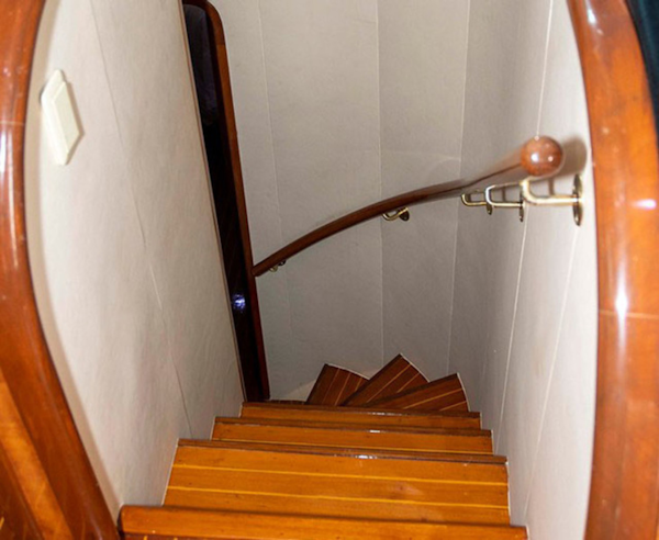 Monte Fino-65 Flybridge 1996-KIKI Mount Pleasant-South Carolina-United States-Companionway Stairs to Staterooms-3599253
