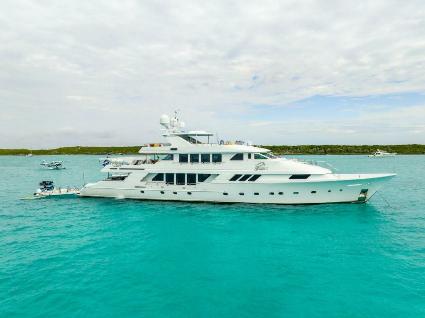Christensen-Tri-deck Motoryacht 1995-GRADE I Fort Lauderdale-Florida-United States-AERIAL -5569694 | Thumbnail