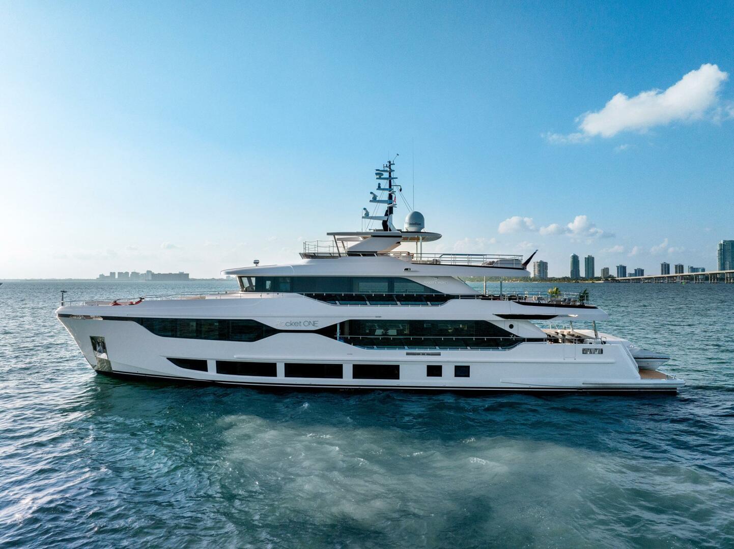 Majesty Yachts-120 2022-Rocket One Naples-Italy-3893530 | Thumbnail