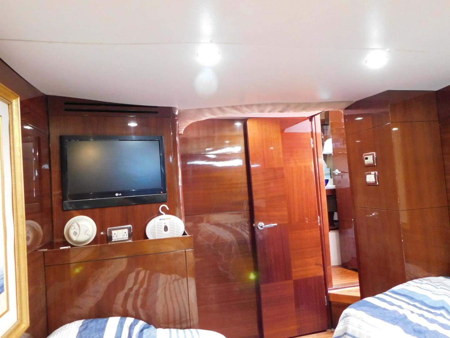 Savannah-Express Motor Yacht 2008-Beacon Stuart-Florida-United States-3631161 | Thumbnail