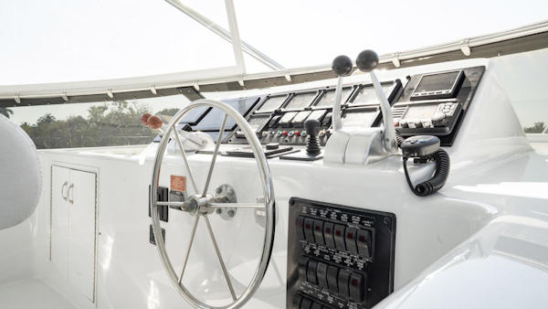 Hatteras-75 Cockpit Motor Yacht 2001-CRISTINA Coral Gables-Florida-United States-3632022