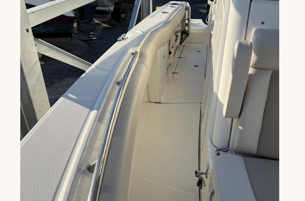 Boston Whaler-250 Outrage 2017 -Apollo Beach-Florida-United States-3644676