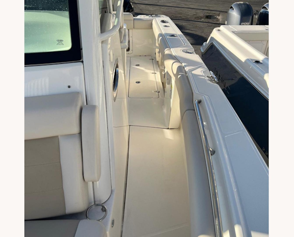 Boston Whaler-250 Outrage 2017 -Apollo Beach-Florida-United States-3644675