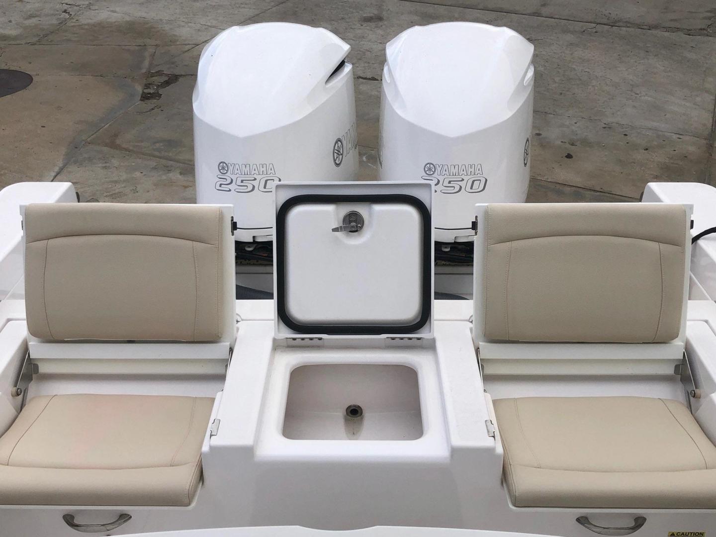 Everglades-273 Center Console 2018 -St. Augustine-Florida-United States-3646610 | Thumbnail