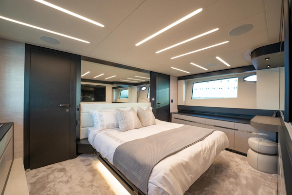 Pershing-8X 2021 -Fort Lauderdale-Florida-United States-3668152