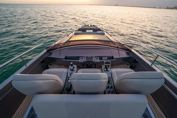 Pershing-8X 2021 -Fort Lauderdale-Florida-United States-3668140