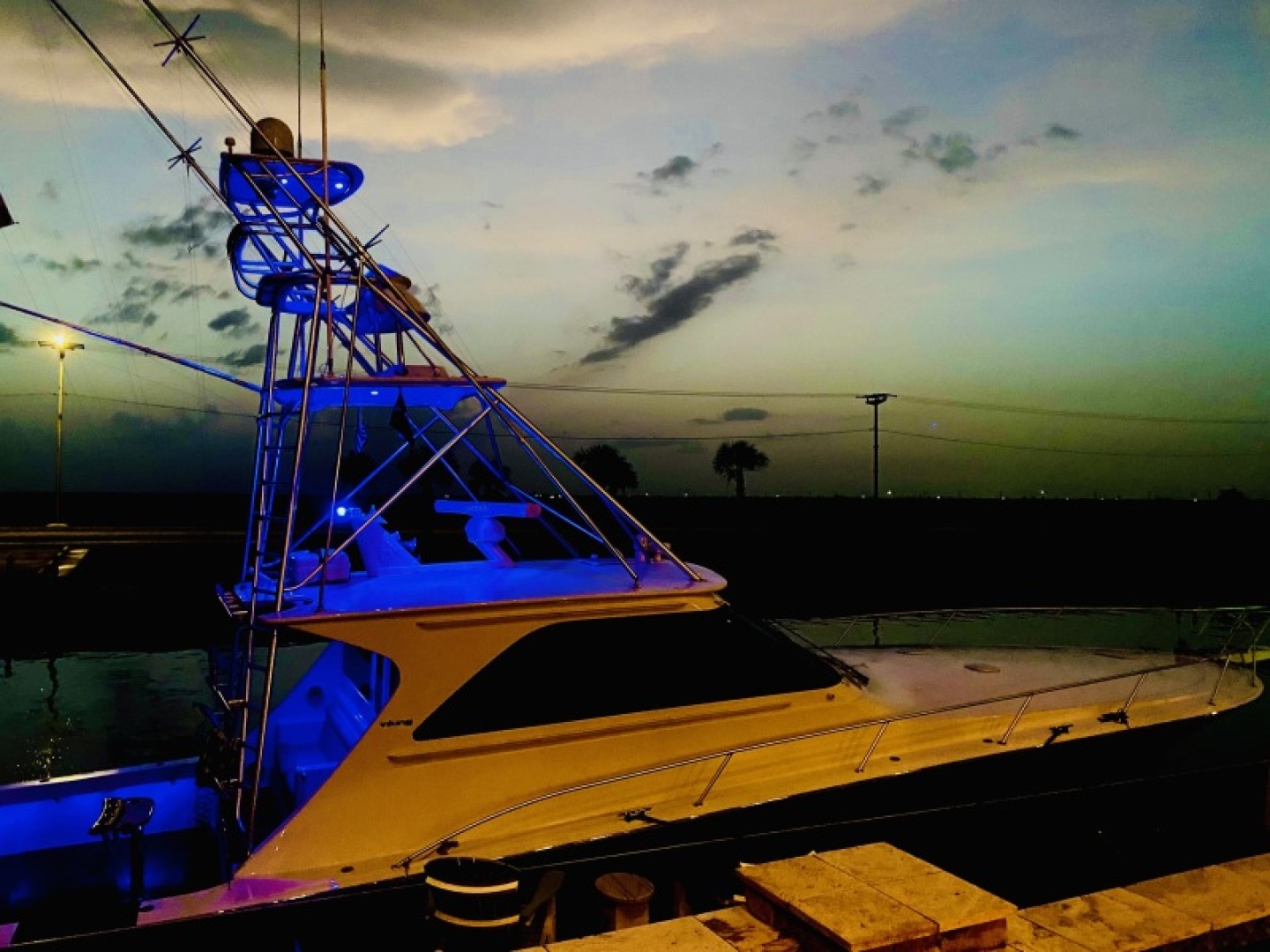 Viking-52 Sport Coupe 2008-Shes All Hooked Up Galveston-Texas-United States-2008 Viking 52 Sport Coupe Shes All Hooked Up-3669307 | Thumbnail