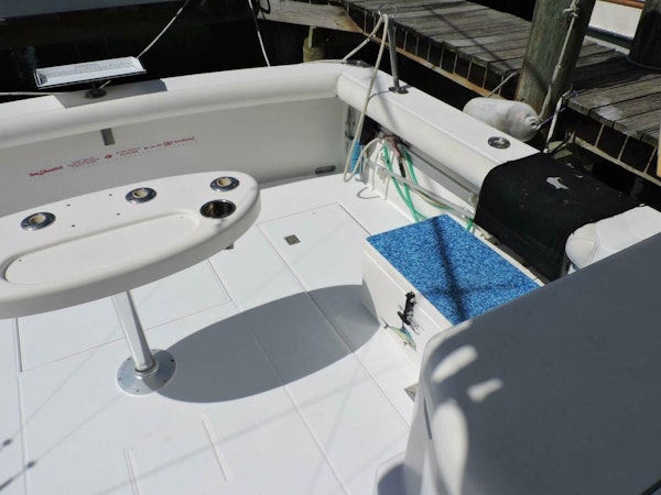 Fishing Rod holder mounted in the engine compartment - Maxum Boat Owners  Club - Forum