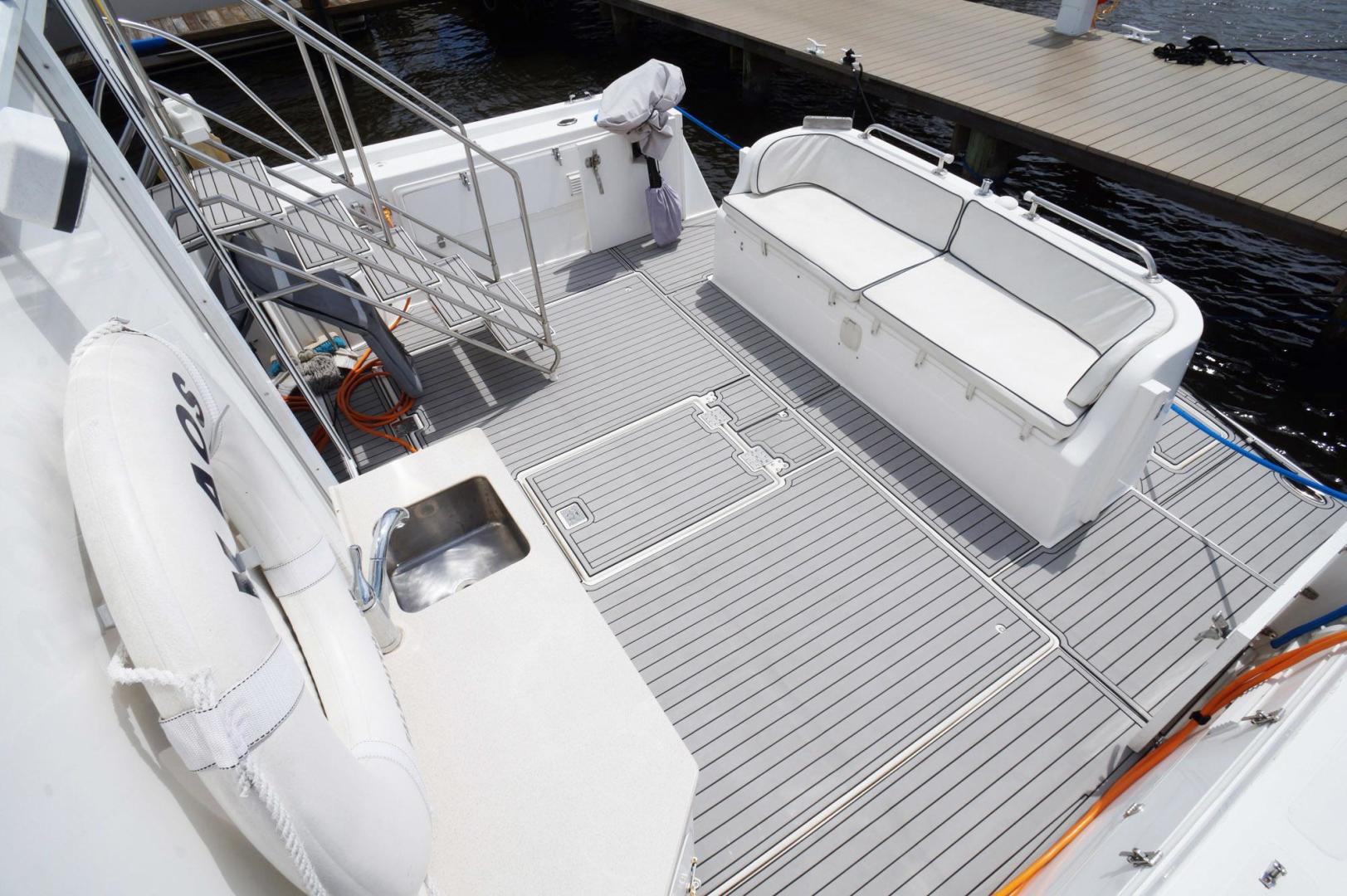 Albin-45 Command Bridge 2002-KAOS Stuart-Florida-United States-3681814 | Thumbnail