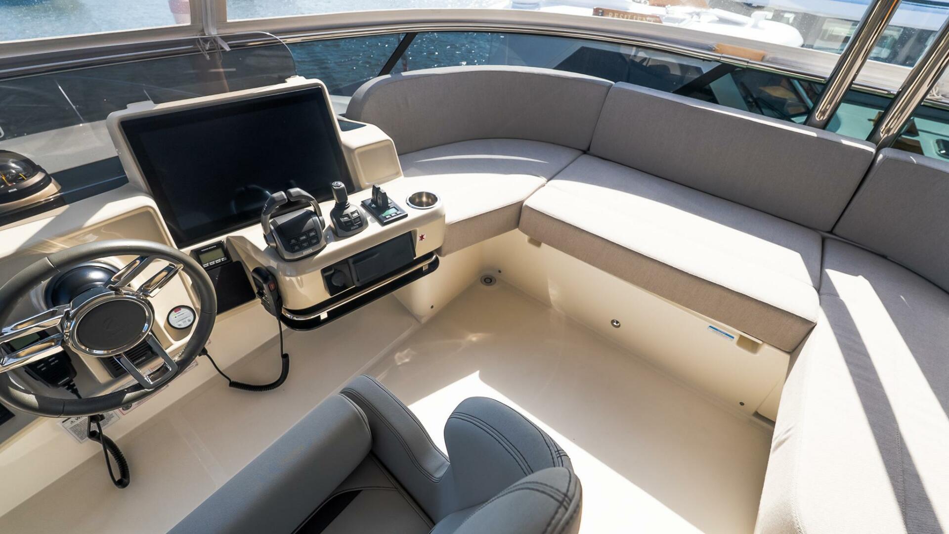 Absolute-Navetta 68 2024-AVAILABLE NOW Staten Island-New York-United States-5215577 | Thumbnail