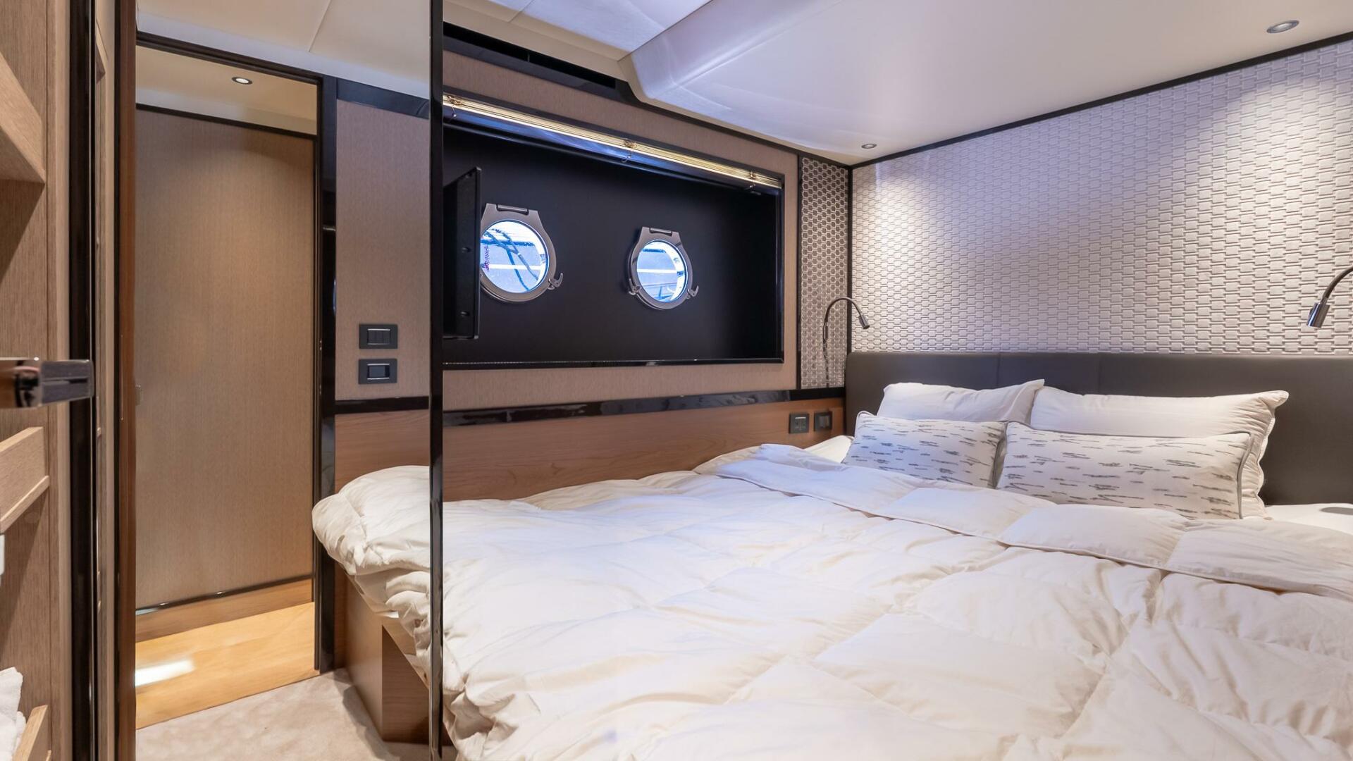 Absolute-Navetta 68 2024-AVAILABLE NOW Staten Island-New York-United States-5215616 | Thumbnail