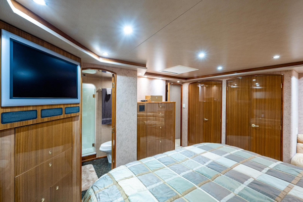 Viking-74 Convertible 2005-Reel Estate Boca Raton-Florida-United States-Master Stateroom-3698188