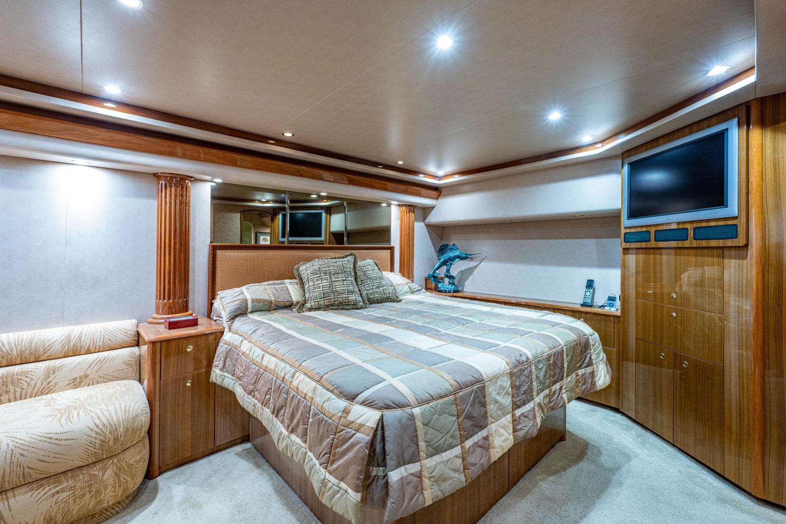 Viking-74 Convertible 2005-Reel Estate Boca Raton-Florida-United States-Master Stateroom-3698190 | Thumbnail