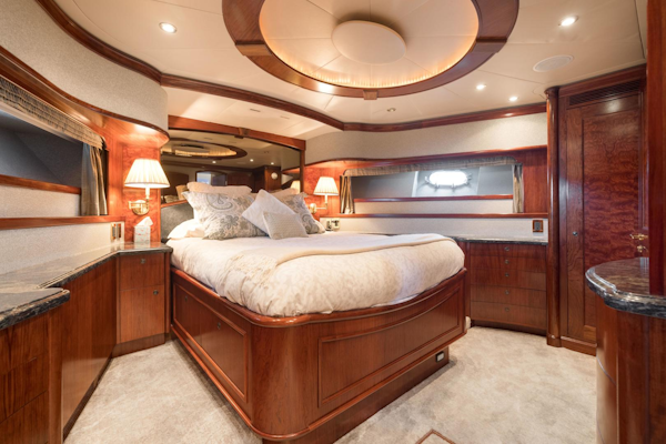 Crescent 2000-REPOSADO Vancouver-British Columbia-Canada-VIP LOWER DECK GUEST STATEROOM-3698854