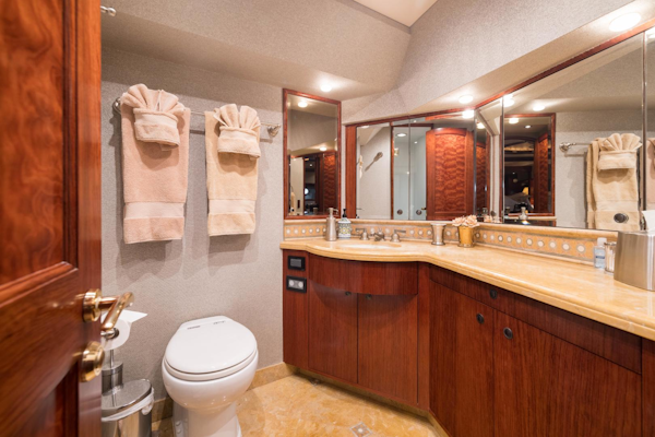 Crescent 2000-REPOSADO Vancouver-British Columbia-Canada-VIP LOWER DECK GUEST ENSUITE-3698855