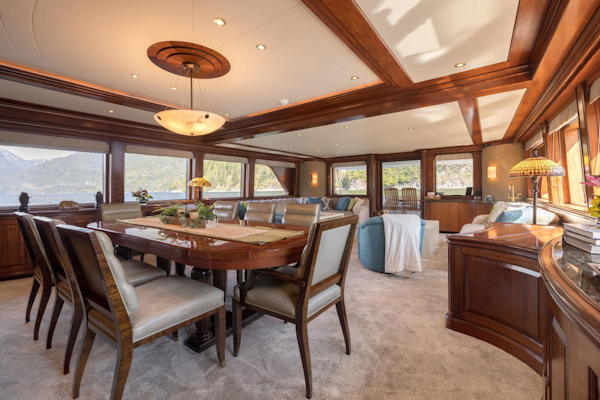 Crescent 2000-REPOSADO Vancouver-British Columbia-Canada-DINING-3698842