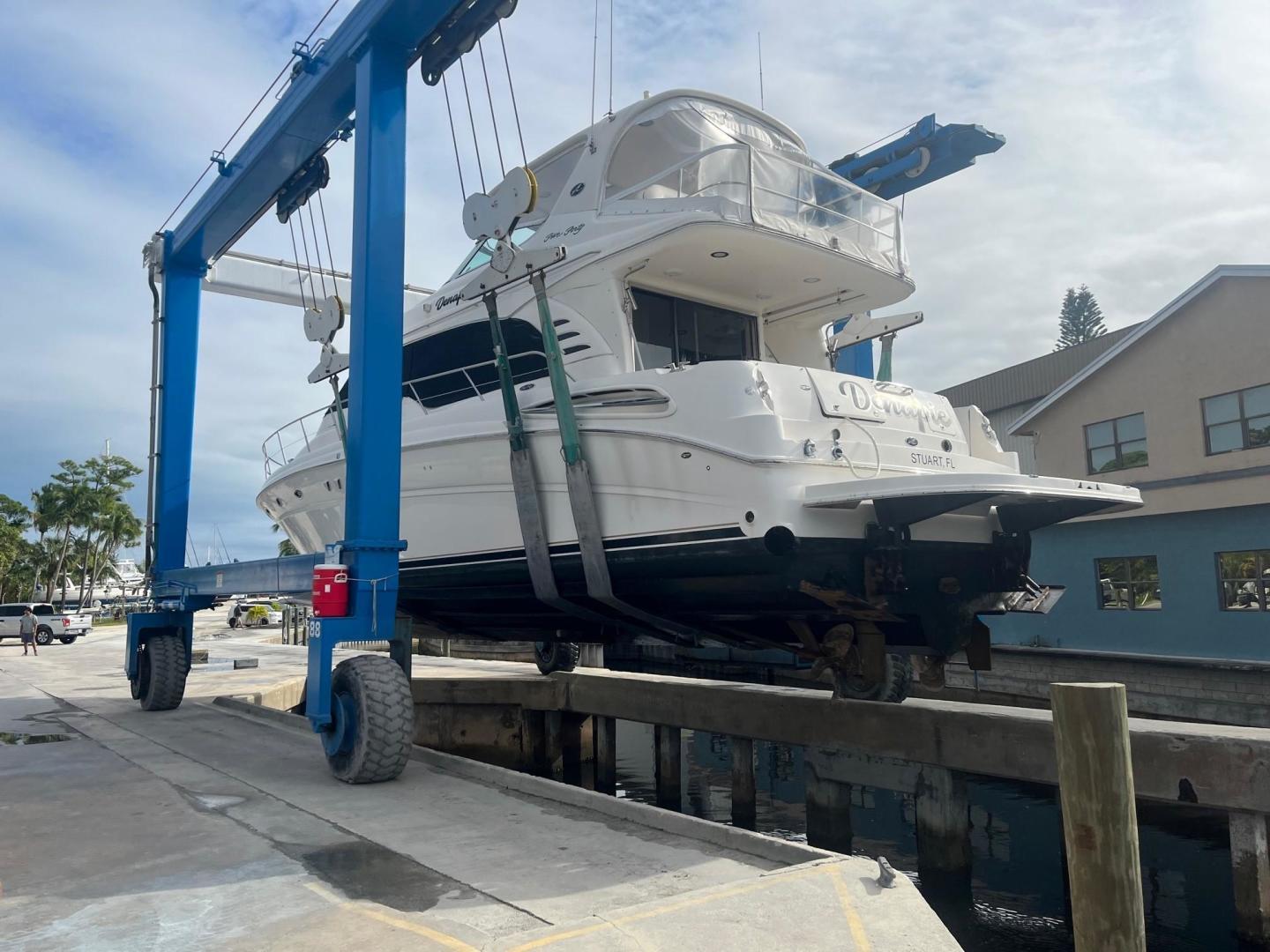 Sea Ray-540 Cockpit Motor Yacht 2001-Its Time III Indiantown-Florida-United States-3699351 | Thumbnail