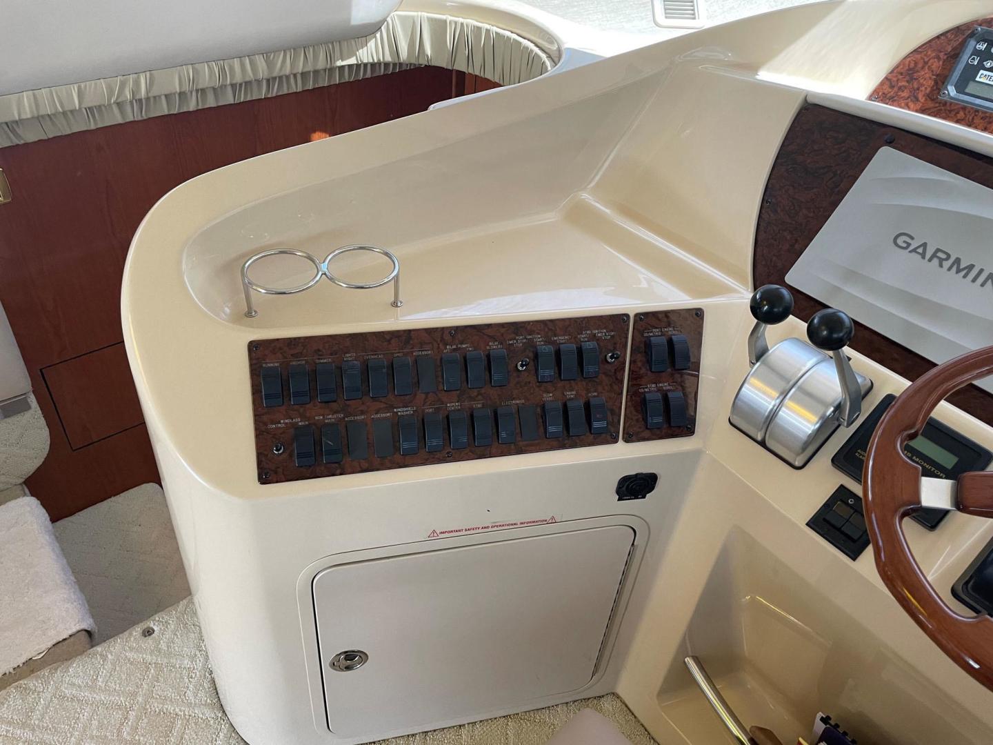 Sea Ray-540 Cockpit Motor Yacht 2001-Its Time III Indiantown-Florida-United States-3699295 | Thumbnail