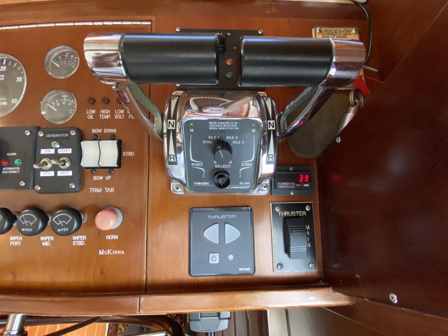 McKinna-47 Sedan 2001-Pachis Isle of Palms-South Carolina-United States-3700209 | Thumbnail