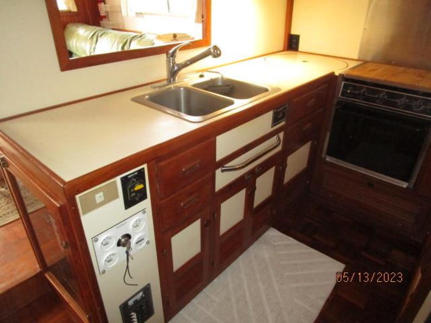 Kadey-Krogen-36 Manatee 1986-Eltinar Waterford-New York-United States-36 Kadey-Krogen galley3-3706707 | Thumbnail