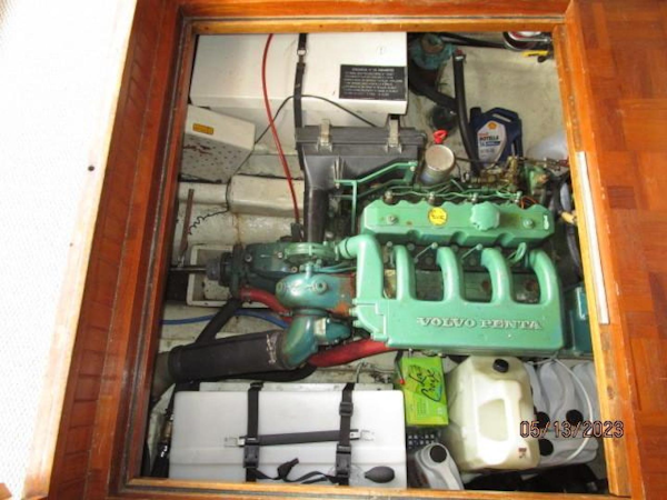 Kadey-Krogen-36 Manatee 1986-Eltinar Waterford-New York-United States-36 Kadey-Krogen engine room-3706695