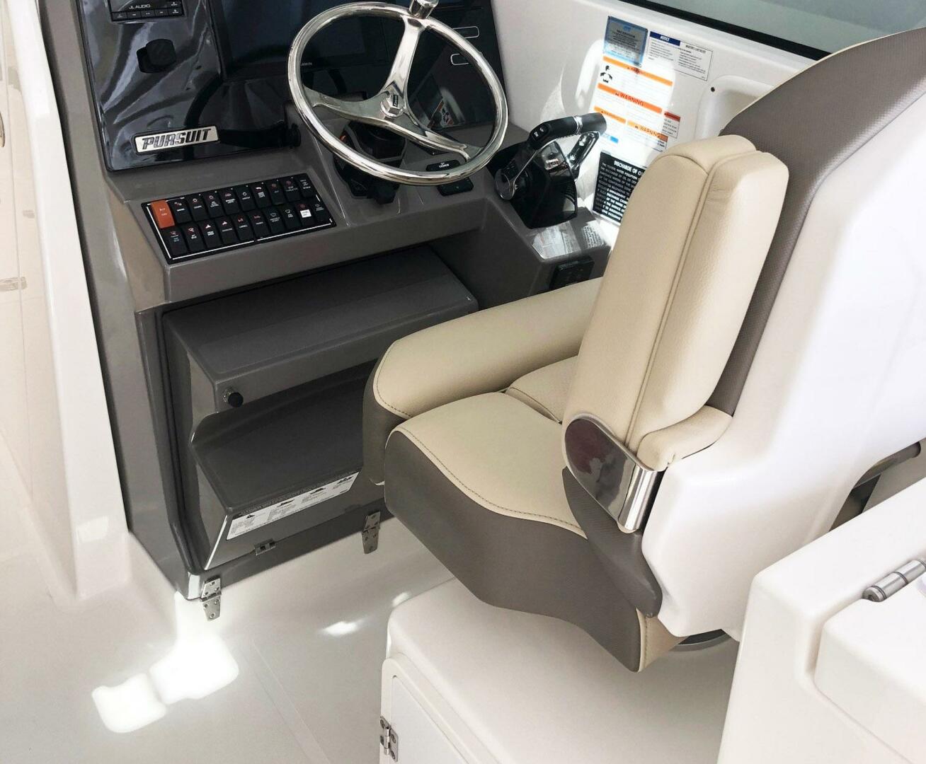 Pursuit-DC 295 Dual Console 2019-Shamrock Shuttle Jacksonville-Florida-United States-3722031 | Thumbnail
