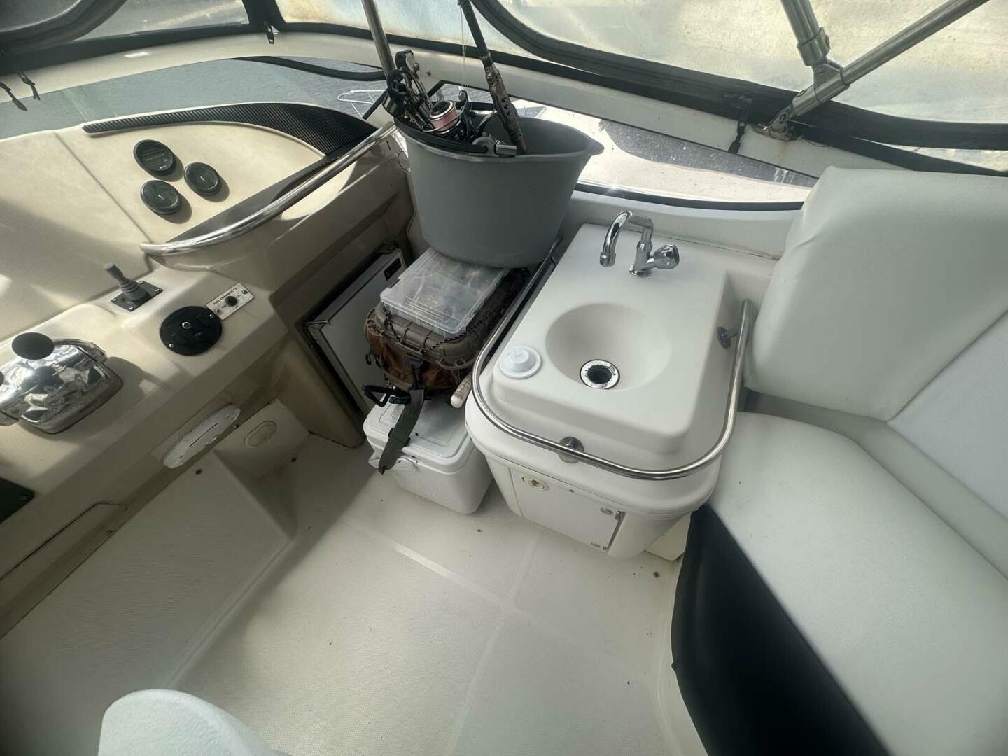 Carver-Cockpit Motor Yacht 2005-New Beginnings Stuart-Florida-United States-3726955 | Thumbnail