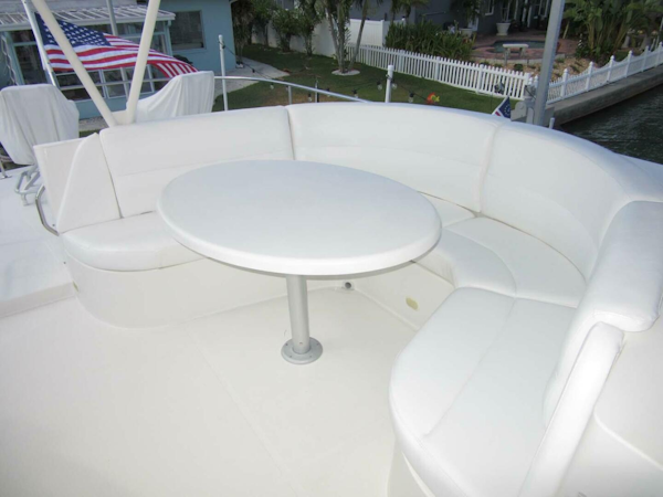 Carver-560 Voyager 2006-MINNOW Treasure Island-Florida-United States-3727416