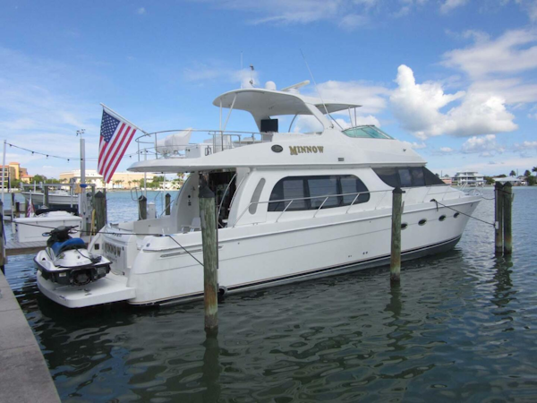 Carver-560 Voyager 2006-MINNOW Treasure Island-Florida-United States-3727312