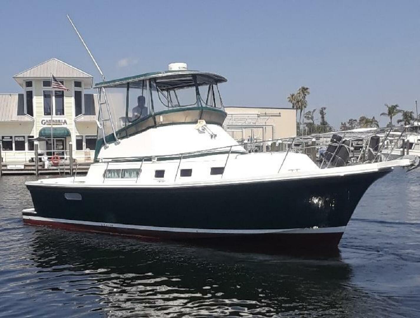 Used Albin 32' 32 + 2 Command Bridge For Sale In Florida | Tortuga