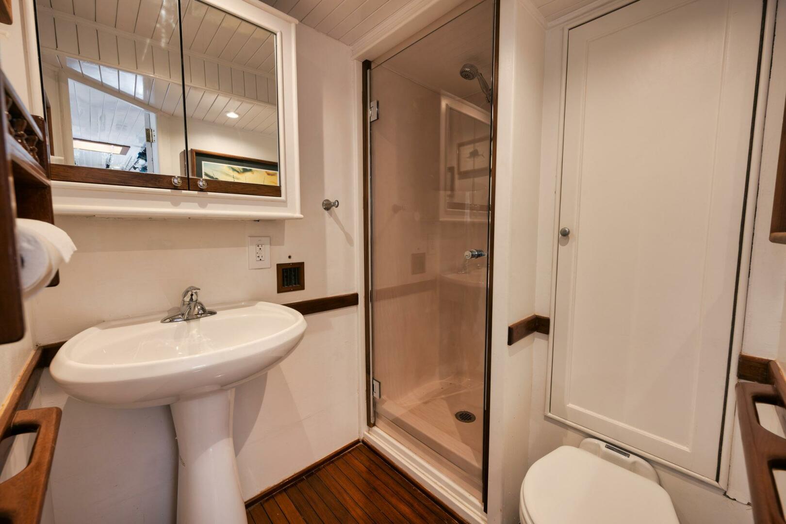 Blackwell-53 1994-Studio C New Smyrna Beach-Florida-United States-3732859 | Thumbnail