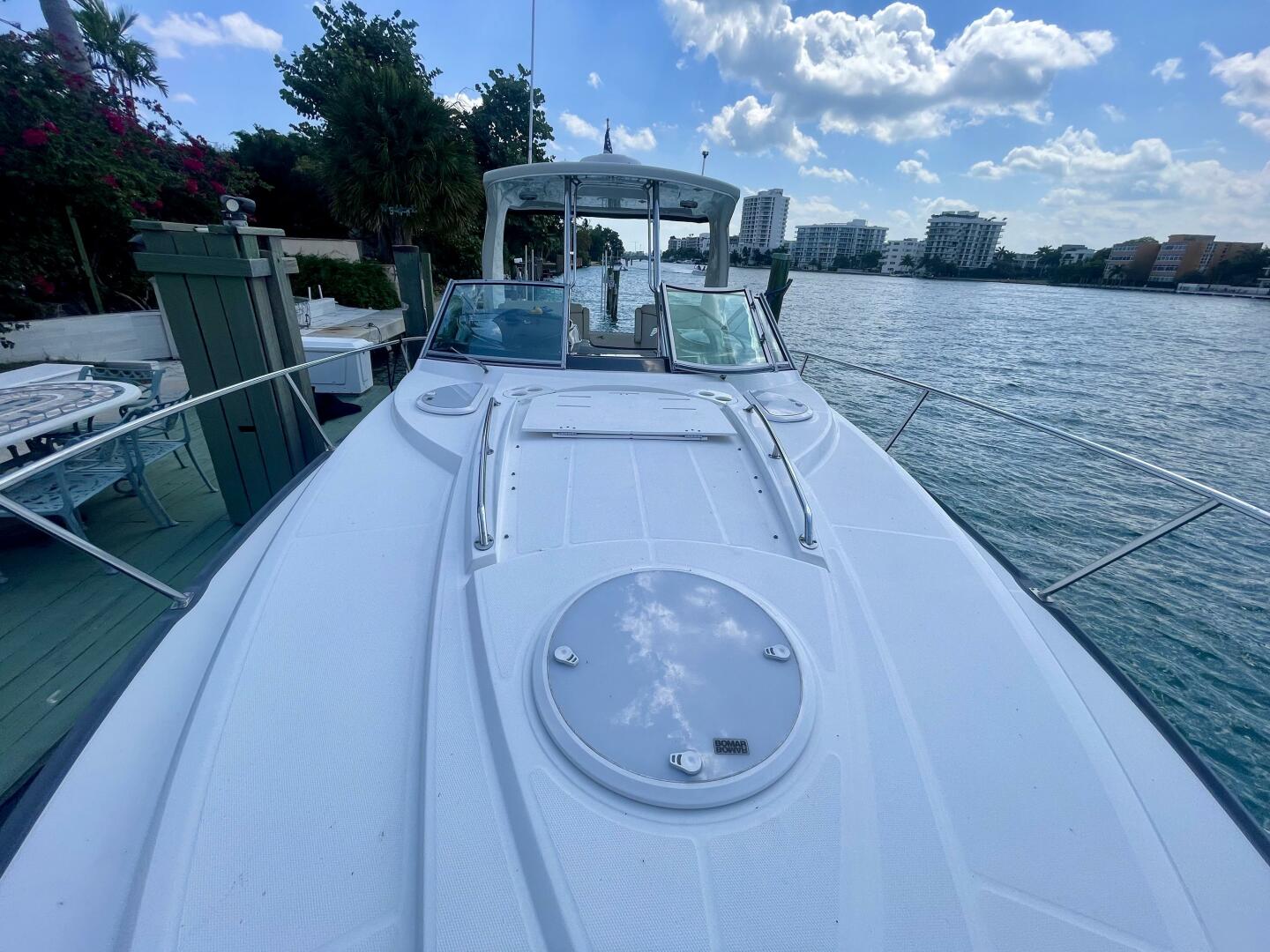 Monterey-335 Sport Yacht 2016 -Miami-Florida-United States-3735469 | Thumbnail