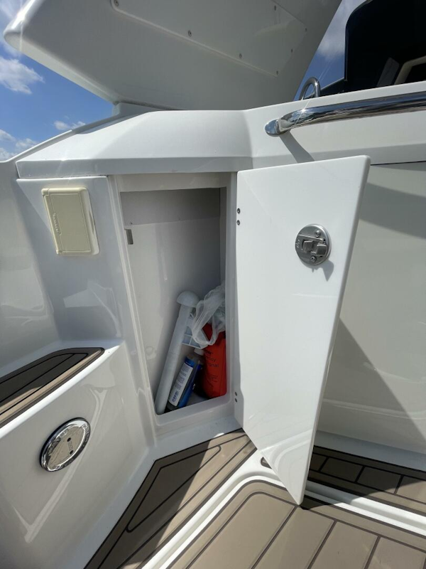 Monterey-335 Sport Yacht 2016 -Miami-Florida-United States-3735479