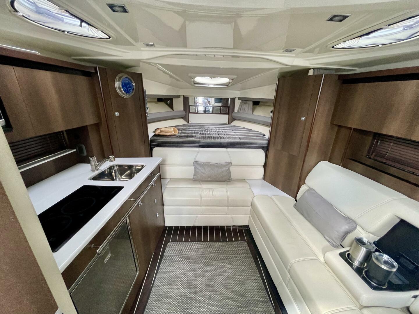Monterey-335 Sport Yacht 2016 -Miami-Florida-United States-3735495 | Thumbnail