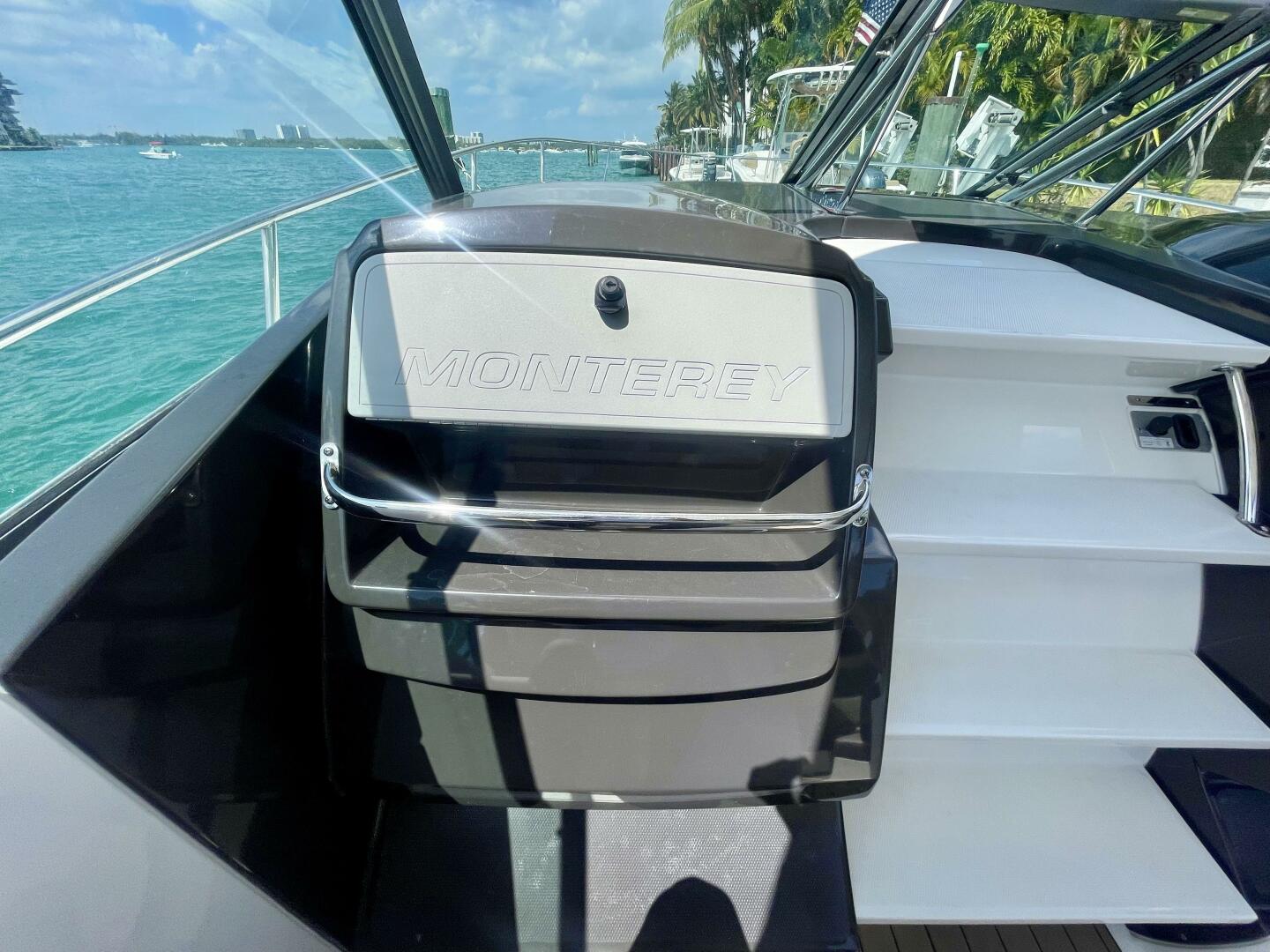 Monterey-335 Sport Yacht 2016 -Miami-Florida-United States-3735478 | Thumbnail