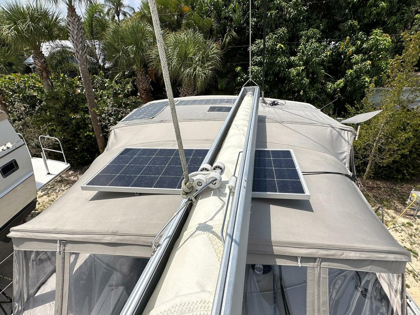 Catalina-440 Deck Salon 2008-Sea Sloth Stuart-Florida-United States-3735632 | Thumbnail