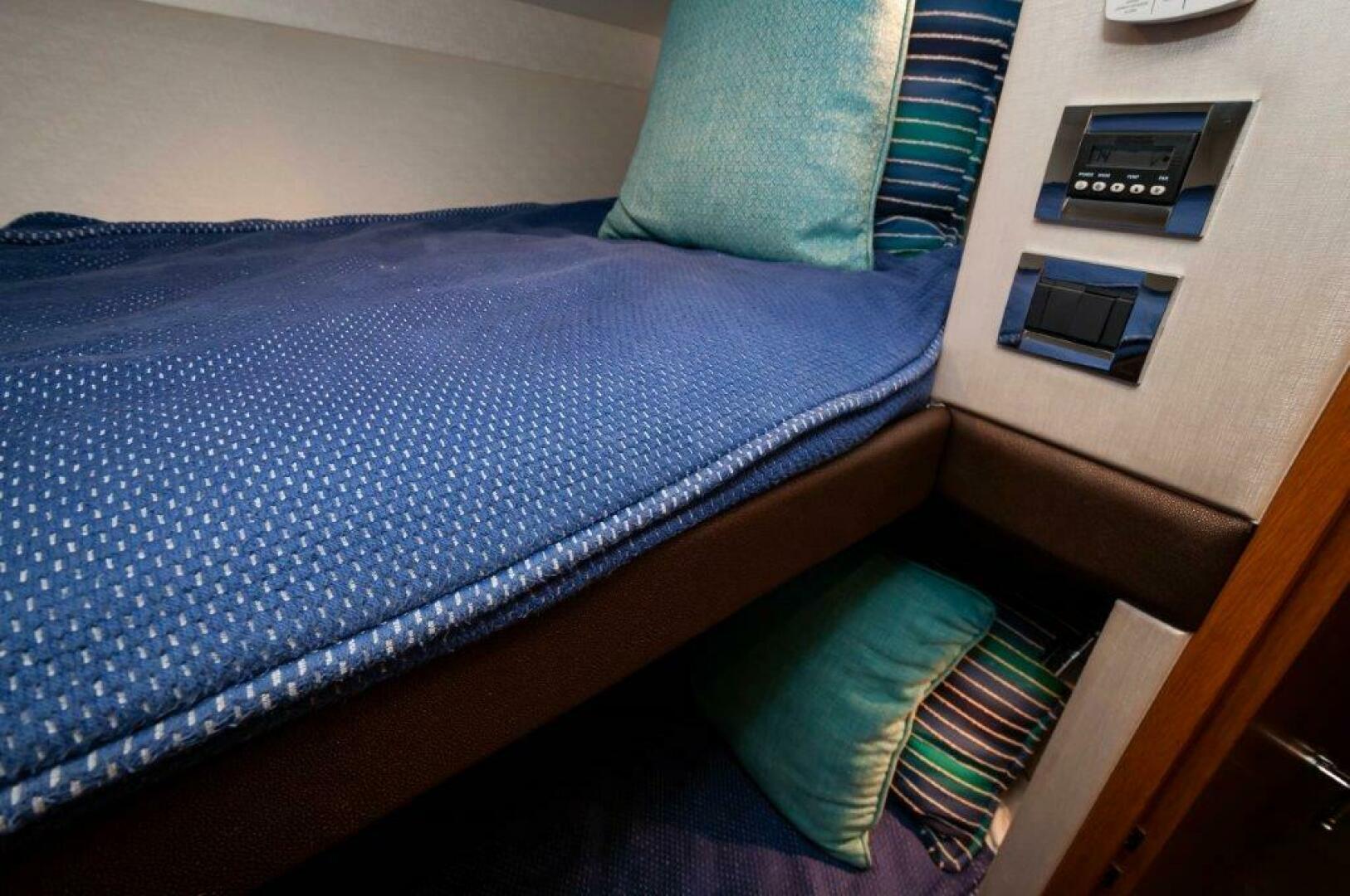 Hatteras-GT60 2016-KNOT on CALL Destin-Florida-United States-2016 Hatteras GT60  KNOT ON CALL  FWD Bunkroom-3748486 | Thumbnail