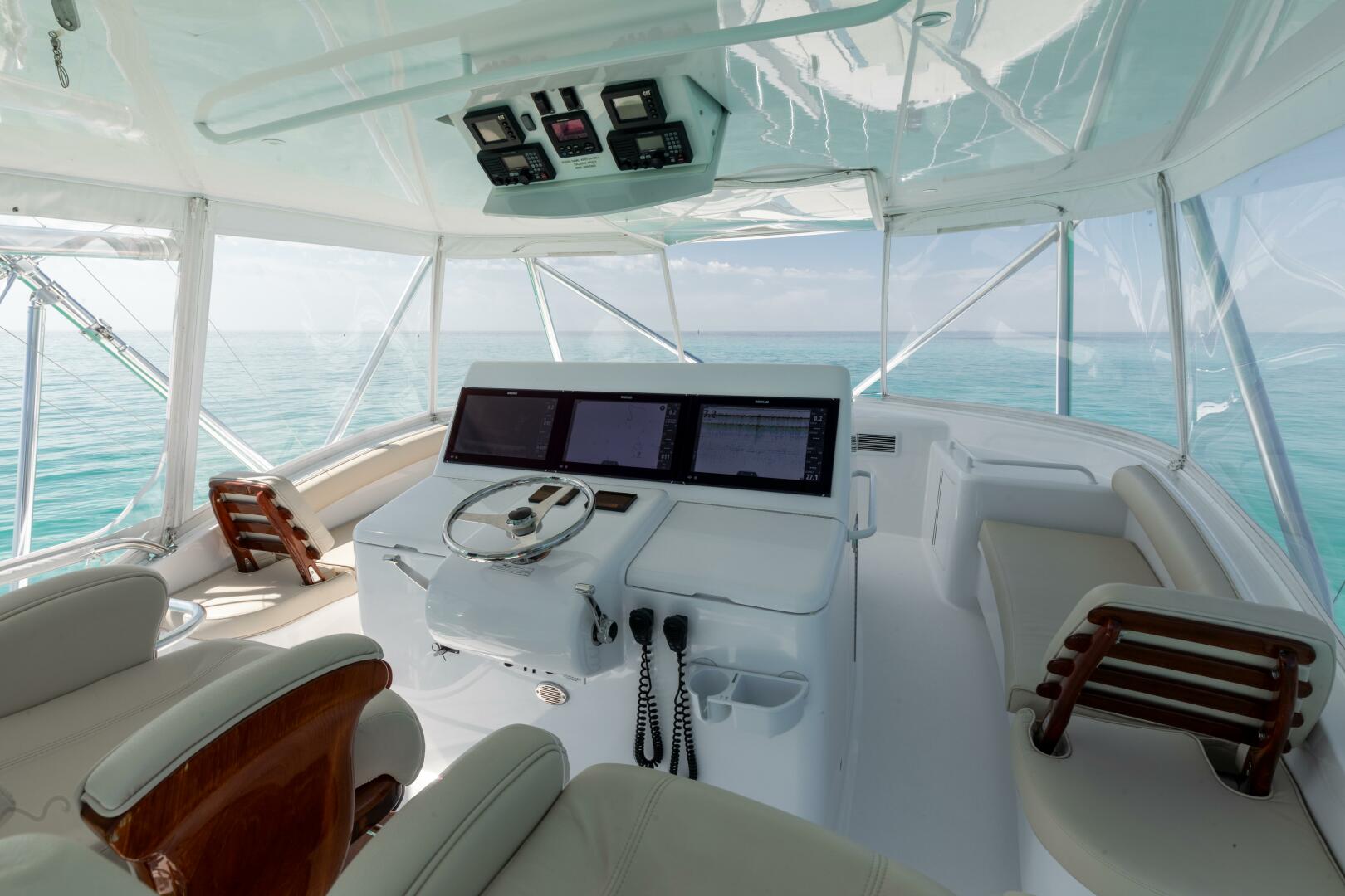 Hatteras-GT60 2016-KNOT on CALL Destin-Florida-United States-2016 Hatteras GT60  KNOT ON CALL  Helm 2-3858070 | Thumbnail