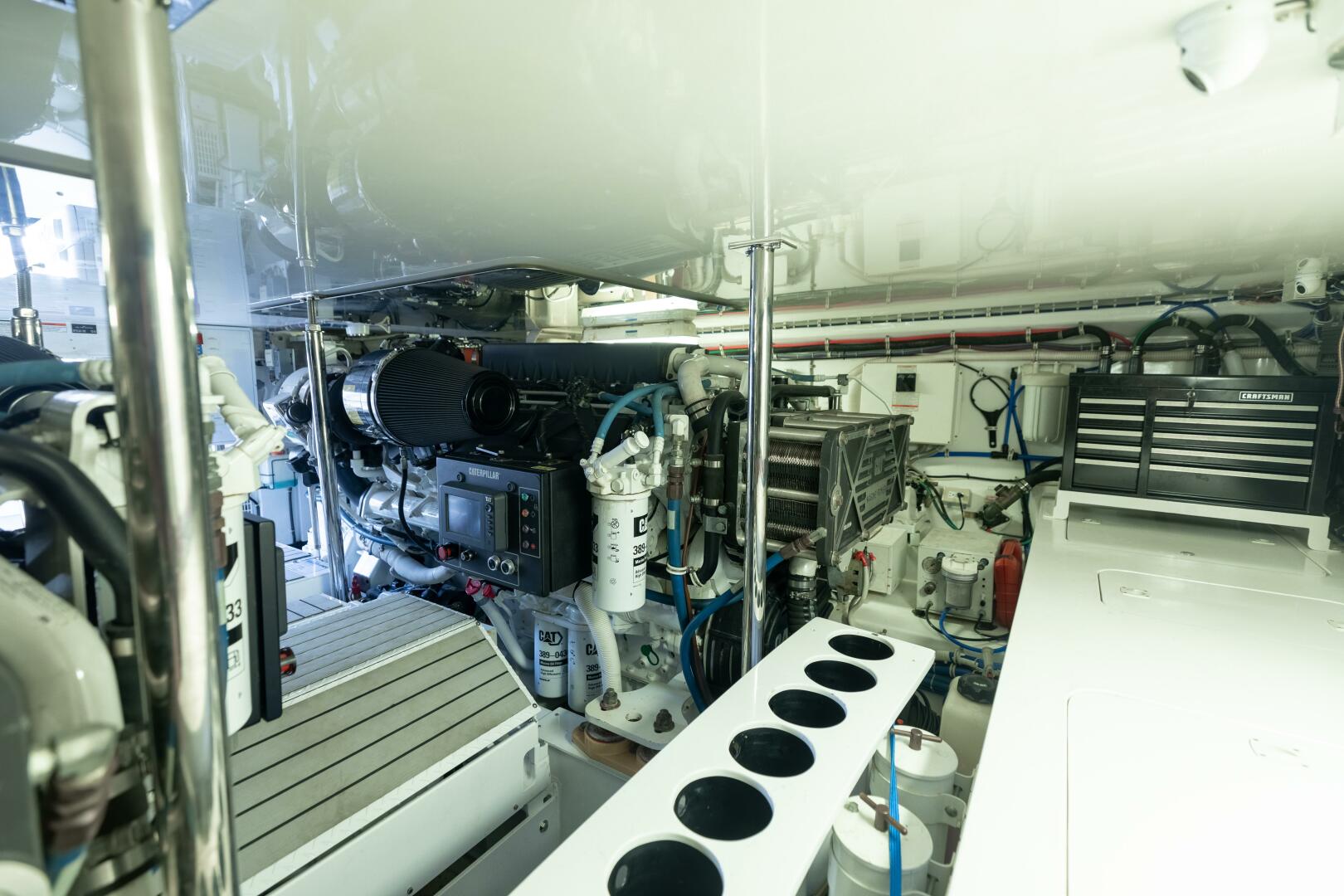 Hatteras-GT60 2016-KNOT on CALL Destin-Florida-United States-2016 Hatteras GT60  KNOT ON CALL  Engine Room 1-3858058 | Thumbnail