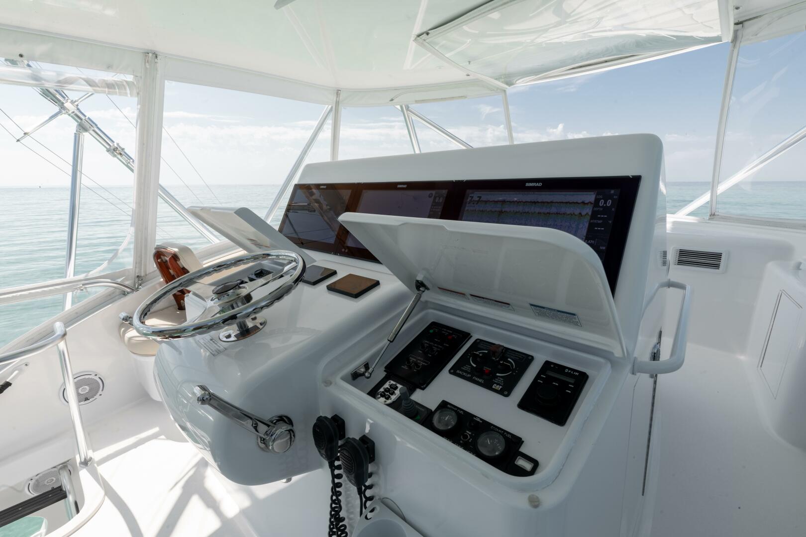 Hatteras-GT60 2016-KNOT on CALL Destin-Florida-United States-2016 Hatteras GT60  KNOT ON CALL  Helm 1-3858069 | Thumbnail