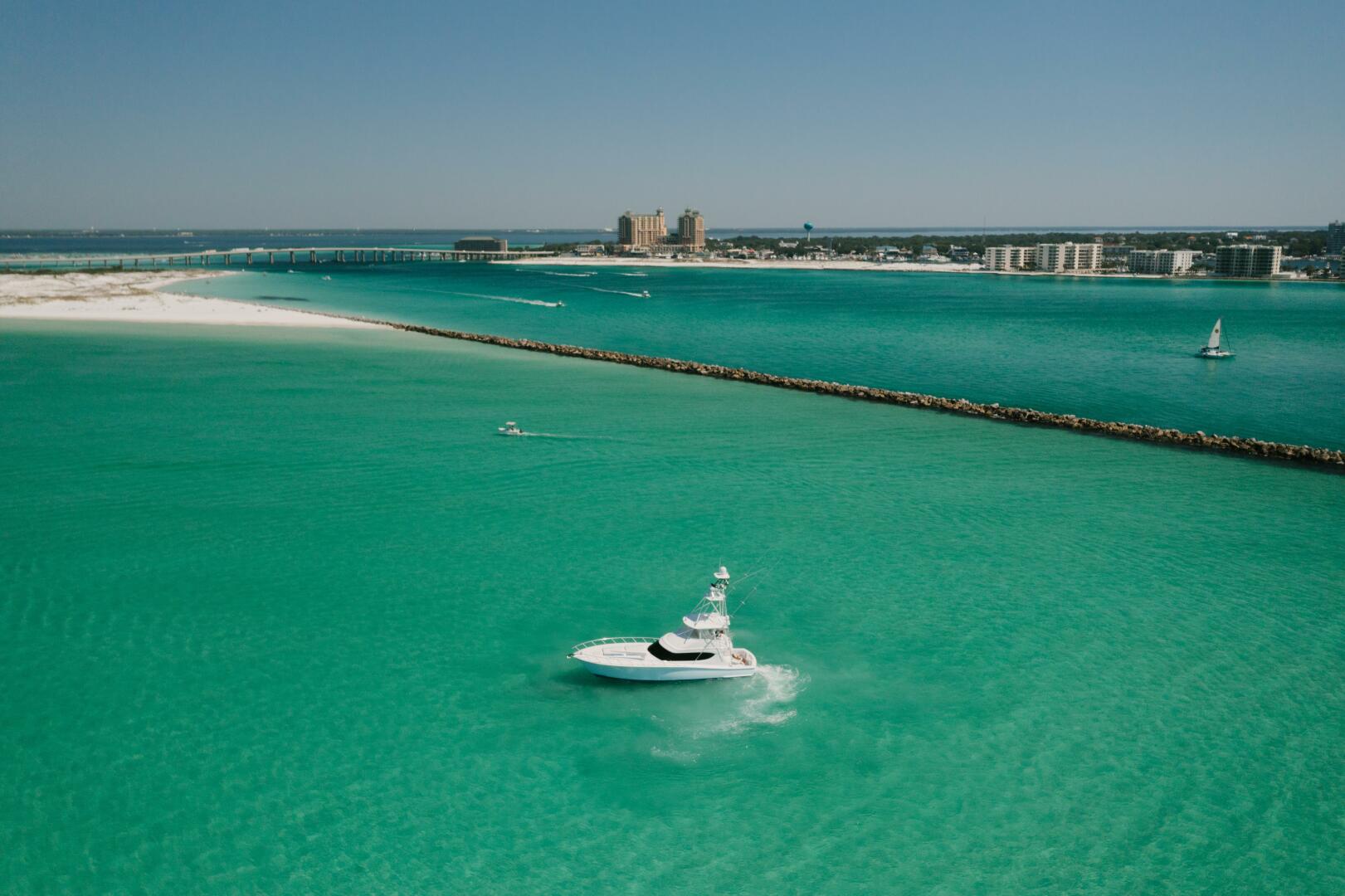 Hatteras-GT60 2016-KNOT on CALL Destin-Florida-United States-2016 Hatteras GT60  KNOT ON CALL  Aerial 1-3858025 | Thumbnail
