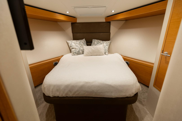 Hatteras-GT60 2016-KNOT on CALL Destin-Florida-United States-2016 Hatteras GT60  KNOT ON CALL  VIP Stateroom-3858120