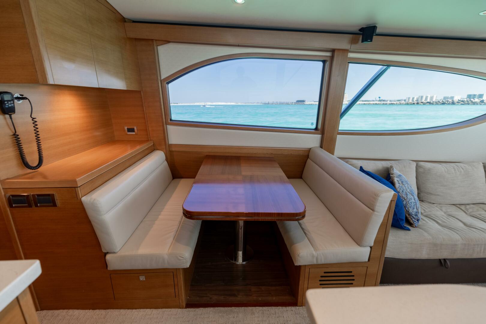 Hatteras-GT60 2016-KNOT on CALL Destin-Florida-United States-2016 Hatteras GT60  KNOT ON CALL  Dinette-3858051 | Thumbnail