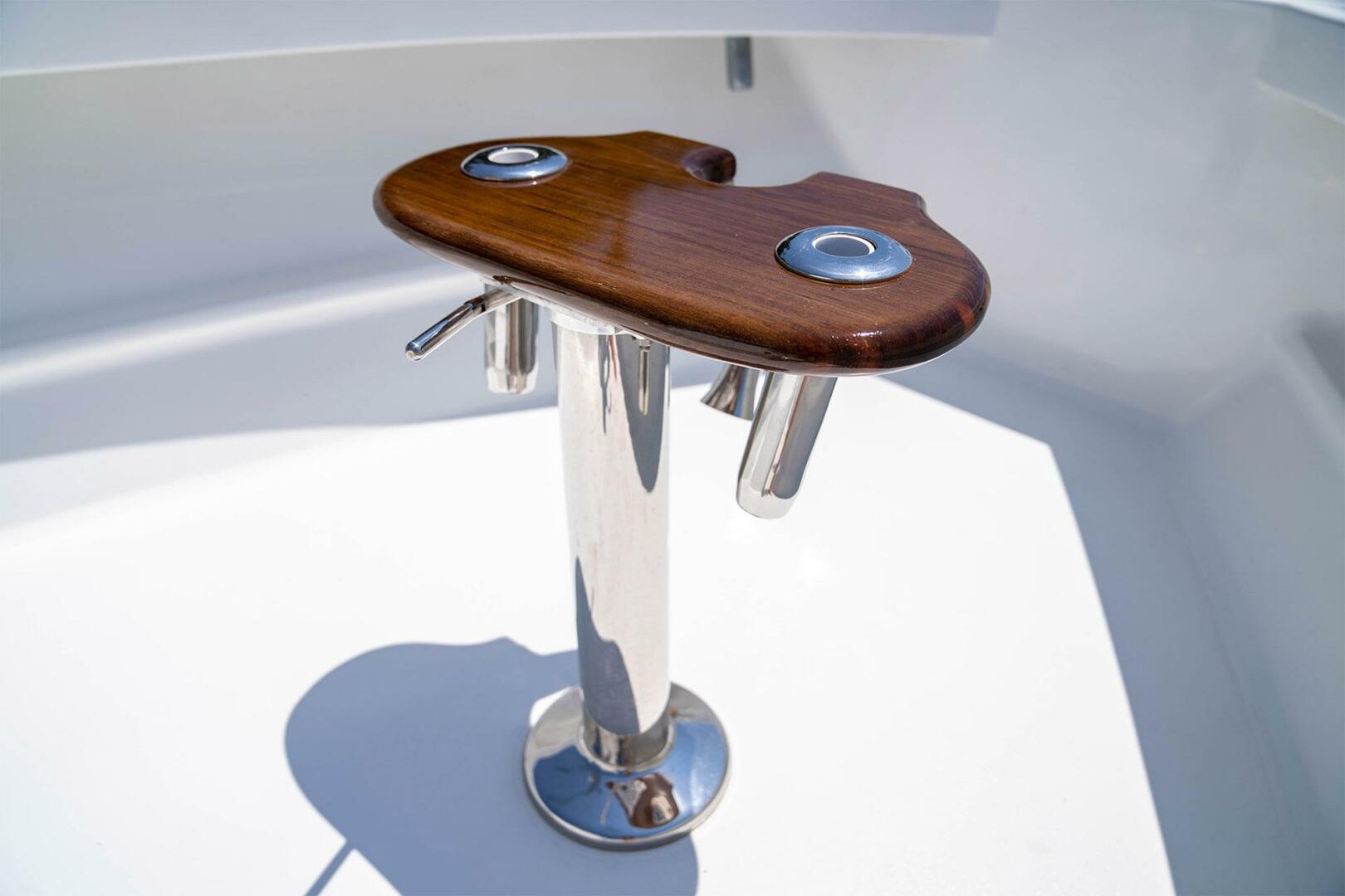 Custom Carolina-American Custom Yachts Walk Around 2009-La Condesa Stuart-Florida-United States-3745714 | Thumbnail