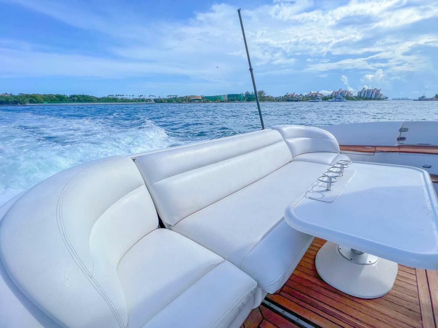 Sea Ray-680 Sun Sport 2003-Fairytale Miami Beach-Florida-United States-3751042 | Thumbnail