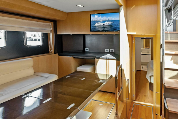 Absolute-64 2013-Blue Daksa North Miami Beach-Florida-United States-5693878