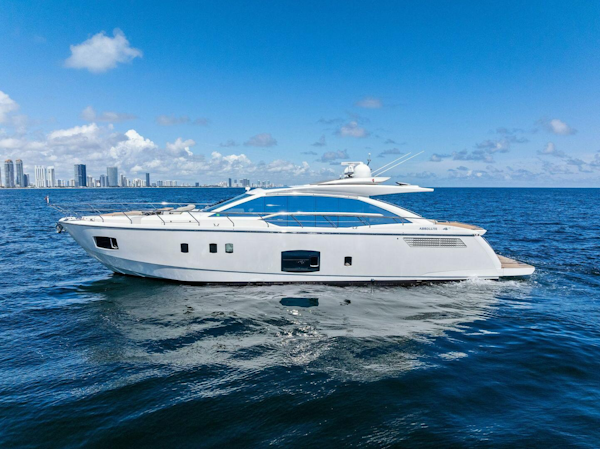 Absolute-64 2013-Blue Daksa North Miami Beach-Florida-United States-5693841